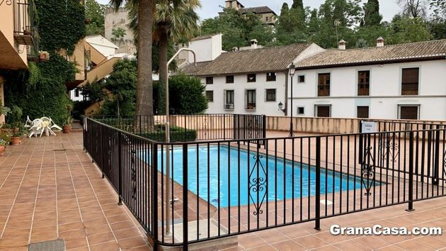 Foto 1 de Pis en lloguer a calle Alcava de 1 habitació amb terrassa i piscina