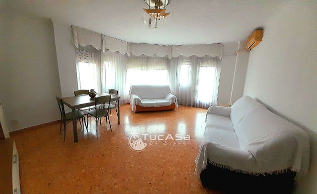 Foto 2 de Piso en venta en Centro - Gandia de 3 habitaciones con balcón y aire acondicionado