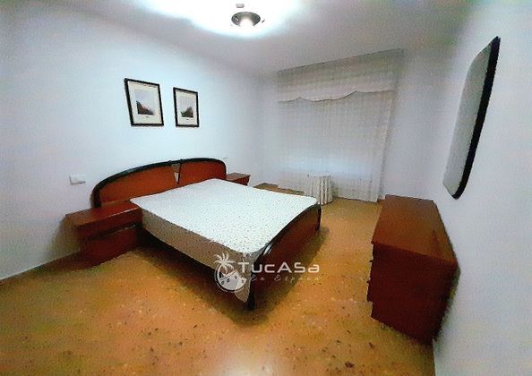 Foto 1 de Pis en venda a Centro - Gandia de 3 habitacions amb balcó i aire acondicionat