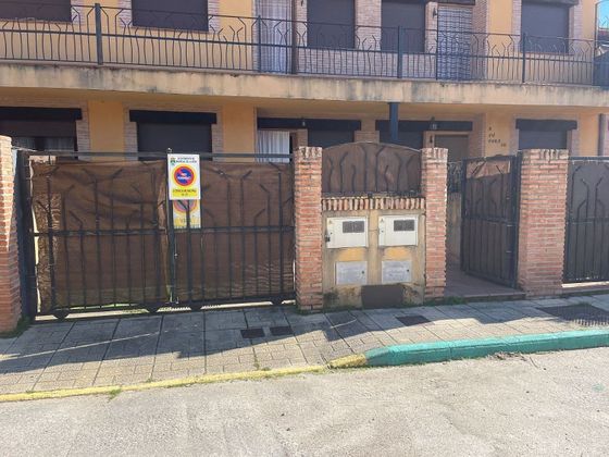 Foto 1 de Venta de casa adosada en calle Jose Perez Rodriguez de 2 habitaciones con terraza y garaje