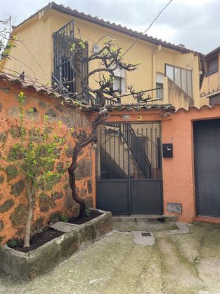 Foto 1 de Casa adossada en venda a calle General Queipo de Llano de 5 habitacions amb terrassa i calefacció