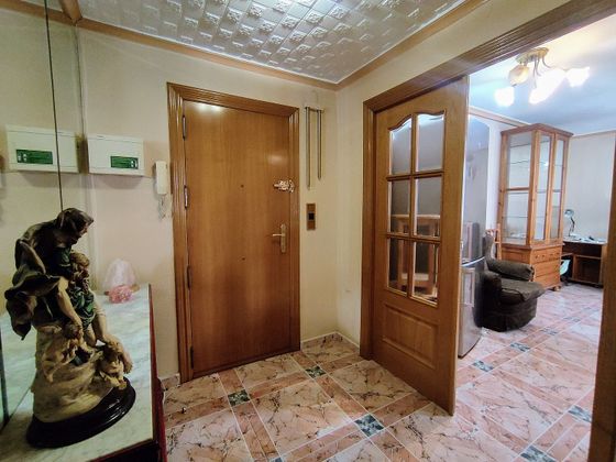 Foto 1 de Venta de piso en Juan Carlos I de 3 habitaciones con aire acondicionado y calefacción