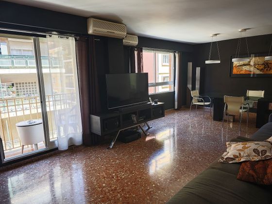 Foto 1 de Pis en venda a calle De Veneçuela de 3 habitacions amb balcó i aire acondicionat