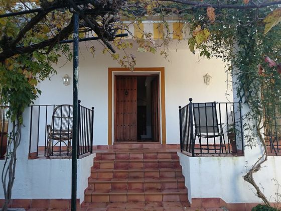 Foto 2 de Casa en venda a Gerena de 4 habitacions amb terrassa i piscina