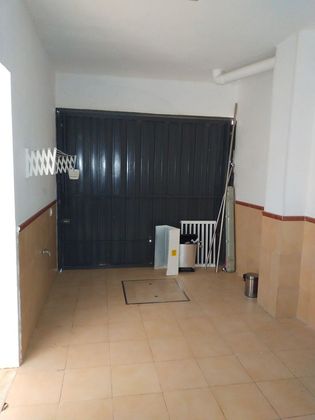 Foto 2 de Casa adosada en venta en Garrobo (El) de 3 habitaciones con terraza y jardín