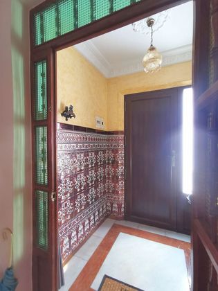 Foto 2 de Casa adossada en venda a calle Virgen de la Soledad de 3 habitacions amb terrassa i aire acondicionat