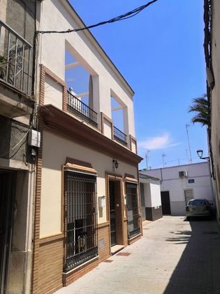 Foto 2 de Casa en venda a Isla Cristina ciudad de 4 habitacions amb terrassa i balcó