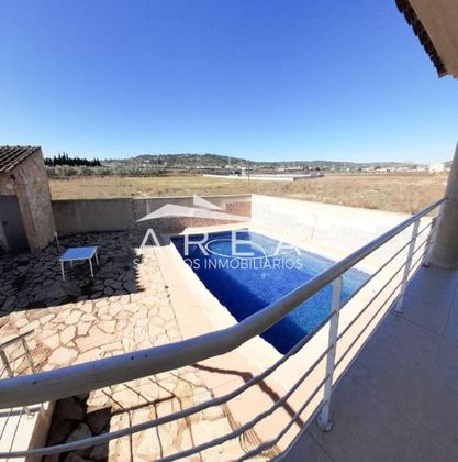 Foto 1 de Venta de chalet en Chella de 6 habitaciones con terraza y piscina