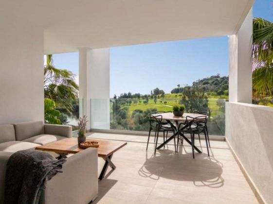 Foto 2 de Piso en alquiler en calle Atalaya Hills de 2 habitaciones con terraza y piscina