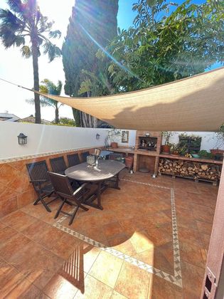 Foto 1 de Casa adosada en alquiler en avenida Pernet de 3 habitaciones con terraza y piscina