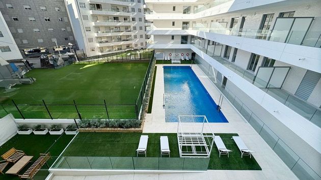 Foto 1 de Pis en venda a avenida Miguel de Cervantes de 2 habitacions amb terrassa i piscina