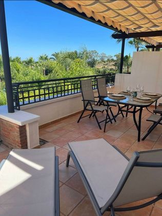 Foto 1 de Alquiler de ático en calle Palm Gardens de 2 habitaciones con terraza y piscina