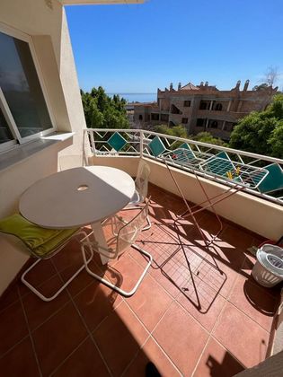 Foto 1 de Alquiler de piso en avenida Del Limonar de 3 habitaciones con terraza y piscina