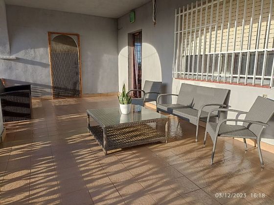 Foto 1 de Xalet en venda a Monserrat de 4 habitacions amb terrassa i piscina