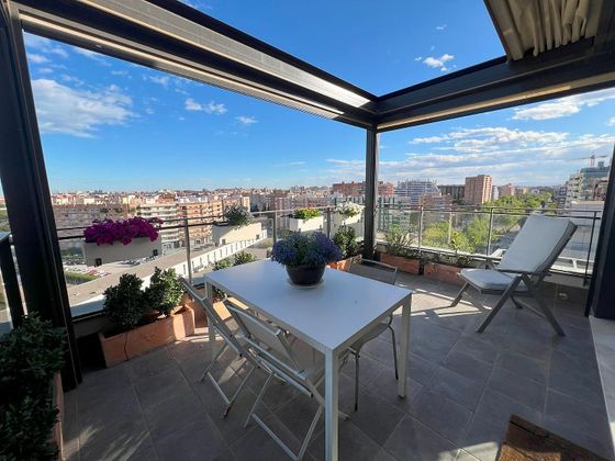 Foto 2 de Alquiler de ático en Sant Llorenç de 3 habitaciones con terraza y piscina