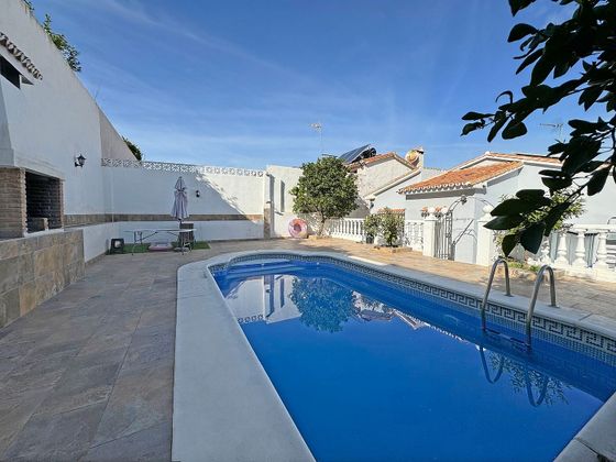 Foto 2 de Xalet en venda a Centro - Alhaurín de la Torre de 3 habitacions amb terrassa i piscina