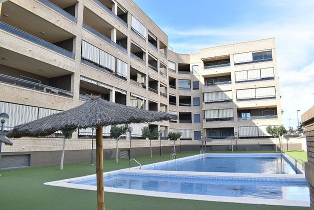 Foto 1 de Pis en lloguer a calle Mariano Benlliure de 2 habitacions amb terrassa i piscina