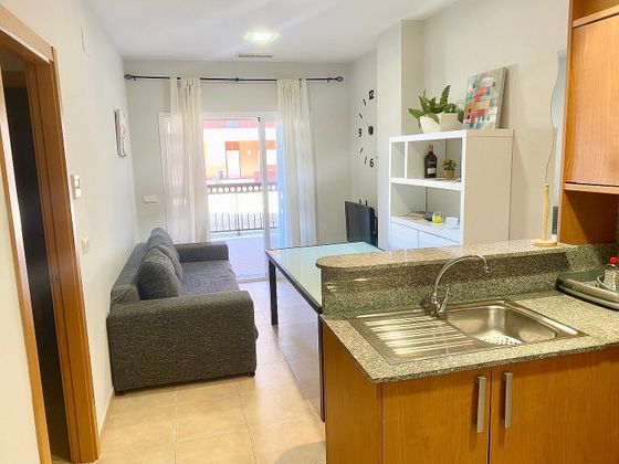 Foto 2 de Alquiler de piso en calle Arnau de Vilanova de 2 habitaciones con terraza y piscina