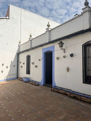 Foto 2 de Casa adossada en venda a Arenal de 6 habitacions amb terrassa i balcó