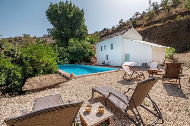 Foto 1 de Casa rural en venda a Coín de 4 habitacions amb terrassa i piscina