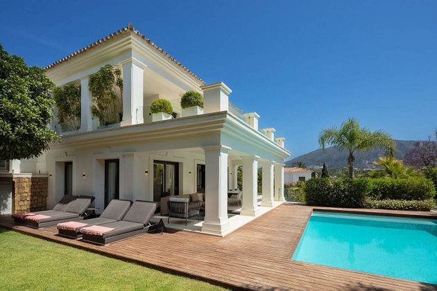 Foto 2 de Xalet en venda a calle Real de 4 habitacions amb terrassa i piscina