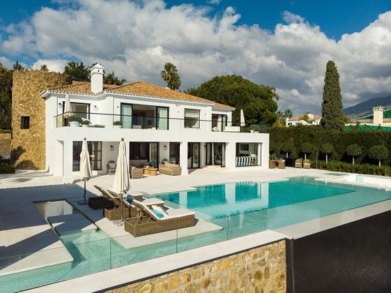Foto 2 de Chalet en venta en urbanización Andalucia G de 5 habitaciones con terraza y piscina