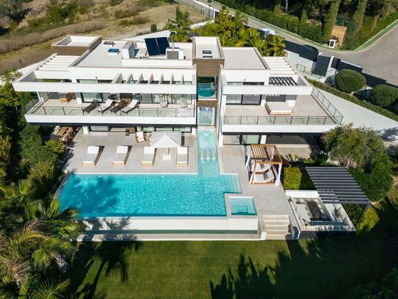 Foto 1 de Xalet en venda a urbanización Andalucia G de 6 habitacions amb terrassa i piscina
