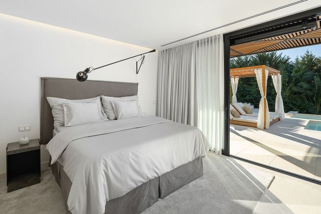 Foto 2 de Xalet en venda a urbanización Andalucia G de 6 habitacions amb terrassa i piscina