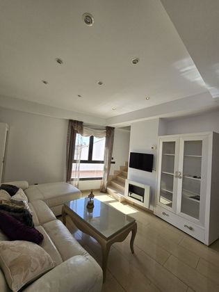 Foto 2 de Ático en alquiler en Guindalera de 2 habitaciones con terraza y muebles