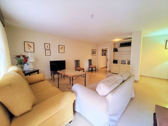 Foto 1 de Alquiler de piso en La Buhaira de 3 habitaciones con terraza y muebles