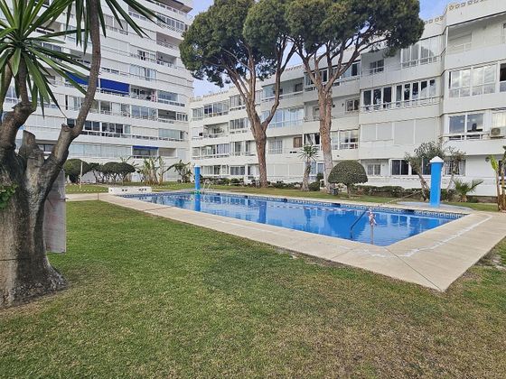 Foto 1 de Estudi en venda a Puerto Marina amb terrassa i piscina