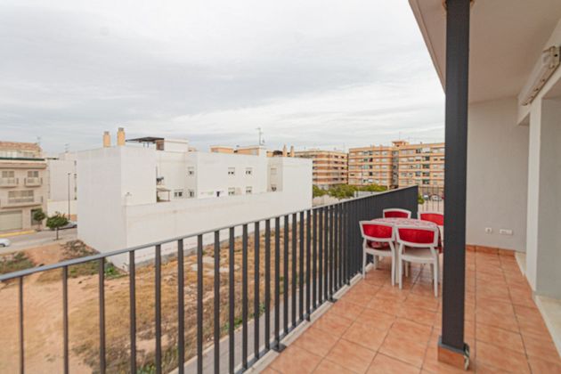 Foto 2 de Venta de ático en calle Music Ricard Olmos de 3 habitaciones con terraza y garaje