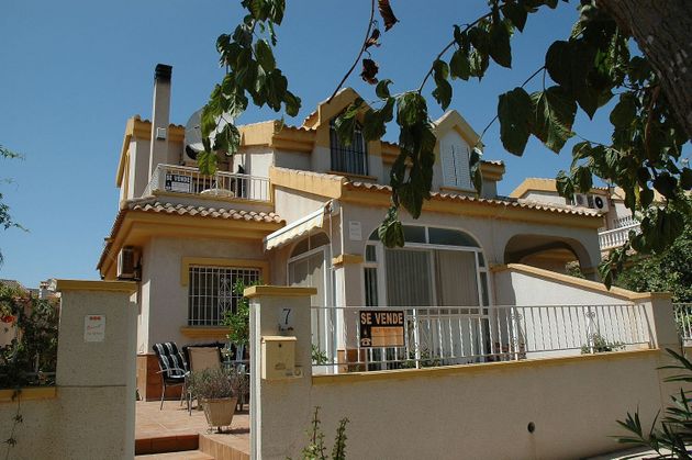 Foto 1 de Venta de casa adosada en calle Los Olivos de 3 habitaciones con terraza y piscina