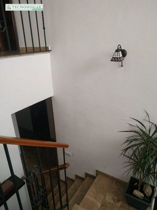 Foto 1 de Casa en venda a Coria del Río de 4 habitacions amb terrassa i piscina