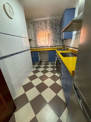 Foto 1 de Alquiler de piso en Coria del Río de 3 habitaciones con aire acondicionado y calefacción