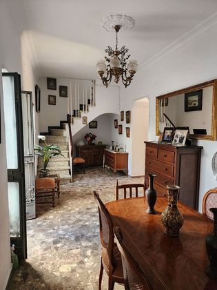 Foto 2 de Casa adossada en venda a Centro - Doña Mercedes de 4 habitacions amb terrassa i balcó