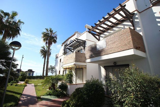 Foto 2 de Àtic en venda a Laguna Beach de 2 habitacions amb terrassa i piscina