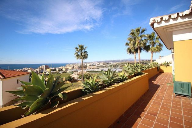 Foto 2 de Venta de casa en Caleta de Vélez de 5 habitaciones con terraza y piscina