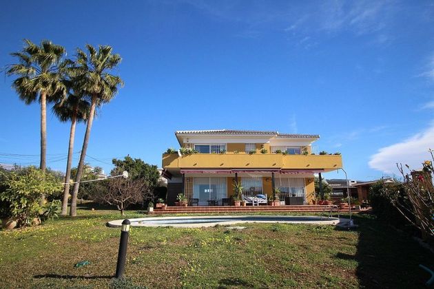 Foto 1 de Venta de casa en Caleta de Vélez de 5 habitaciones con terraza y piscina
