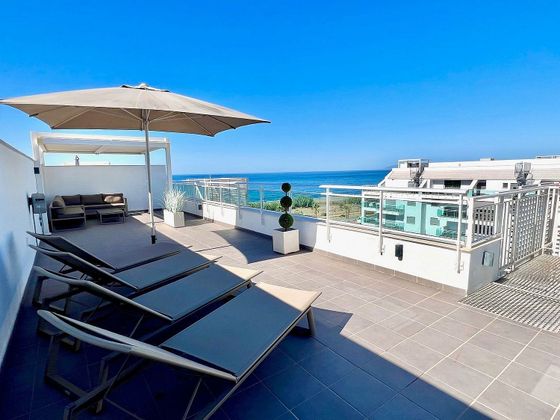 Foto 1 de Àtic en venda a Laguna Beach de 4 habitacions amb terrassa i piscina
