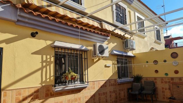 Foto 2 de Casa en venda a Bollullos de la Mitación de 4 habitacions amb garatge i balcó
