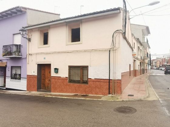 Foto 2 de Casa rural en venda a calle Santa Lucía de 3 habitacions amb terrassa i garatge