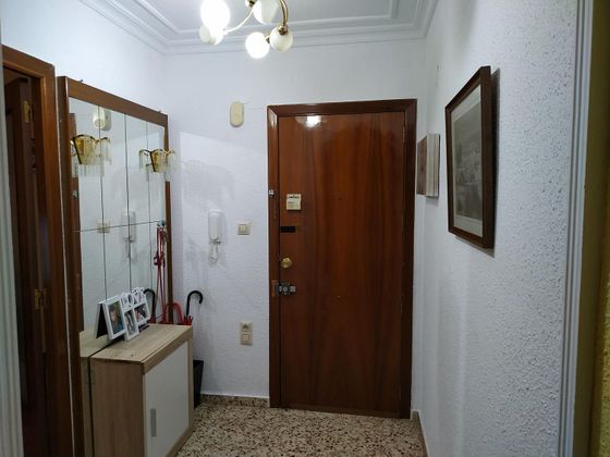Foto 1 de Venta de piso en avenida De Silverio Perfecto Sanz Navarro de 4 habitaciones con ascensor