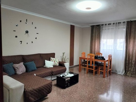 Foto 2 de Venta de piso en Alcúdia de Crespins (l´) de 3 habitaciones con balcón y aire acondicionado