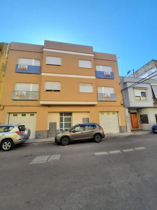 Foto 2 de Venta de piso en Villanueva de Castellón de 3 habitaciones con terraza y garaje