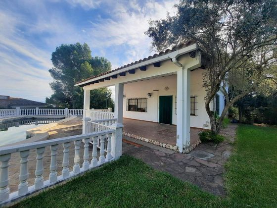 Foto 1 de Casa en venda a Villanueva de Castellón de 4 habitacions amb terrassa i piscina