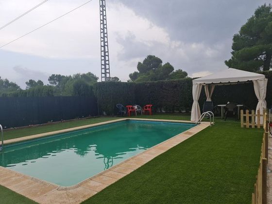 Foto 1 de Casa en venda a Mogente/Moixent de 3 habitacions amb terrassa i piscina