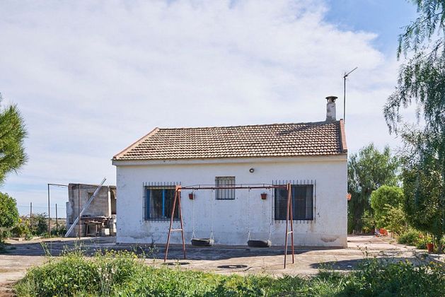 Foto 1 de Casa rural en venda a Zarandona de 2 habitacions amb piscina i jardí