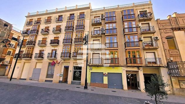 Foto 1 de Pis en venda a plaza De la Merced de 2 habitacions amb terrassa i garatge