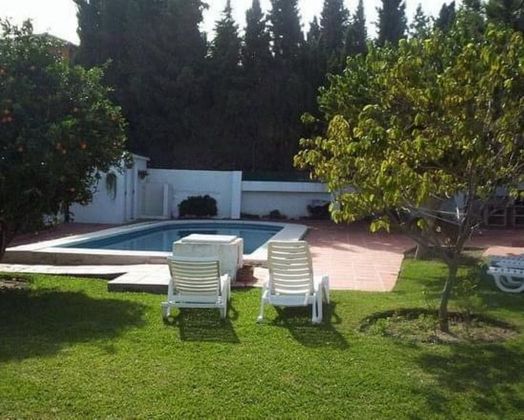 Foto 1 de Xalet en venda a calle Canalillo de 6 habitacions amb terrassa i piscina
